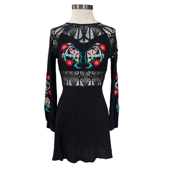 Dance & Marvel Dresses Dance Marvel Black Lace Floral Embroidered